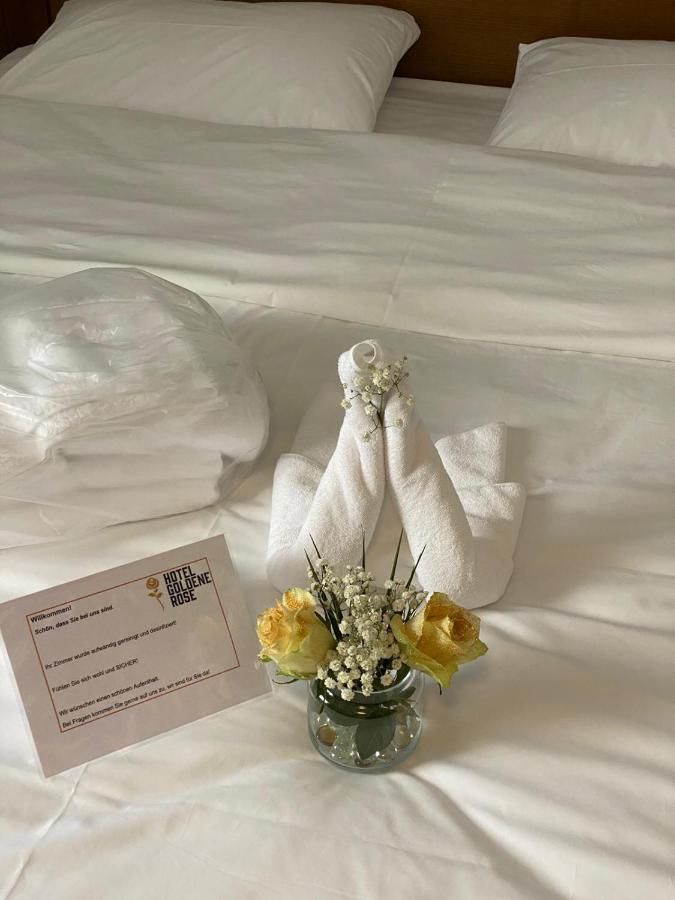 Hotel Goldene Rose Ebersbach an der Fils ภายนอก รูปภาพ
